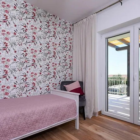 Oliva Villa